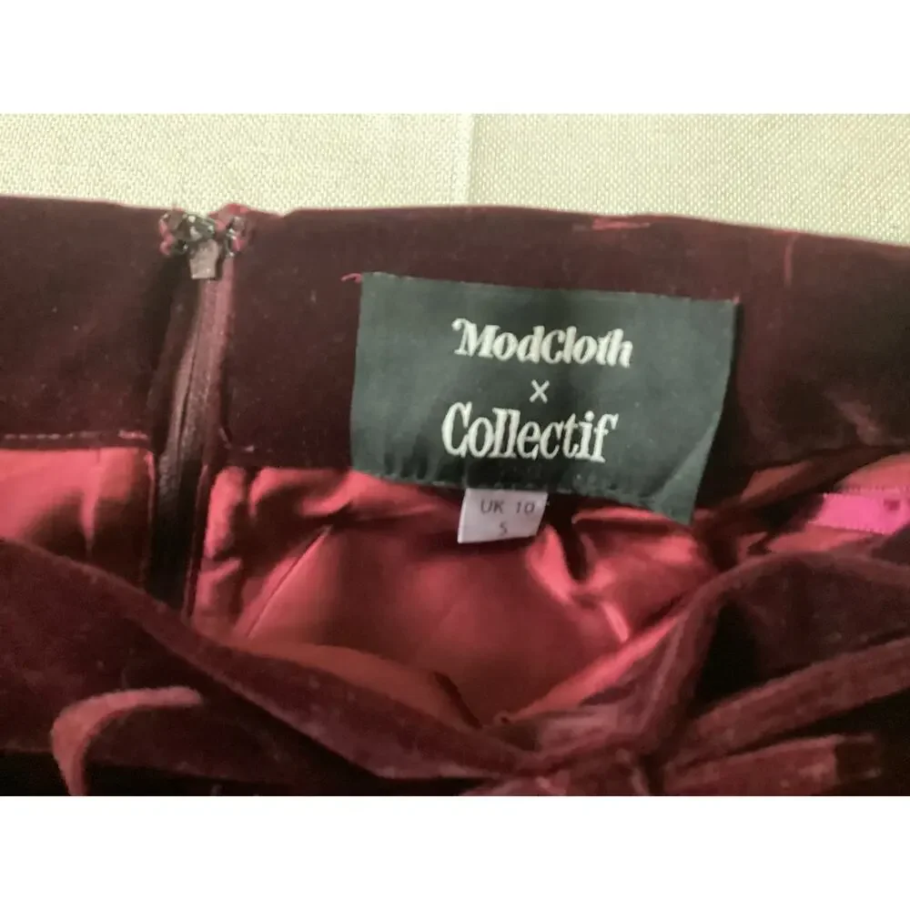 ModCloth collectif velvet swing skirt/A-Line belted midi skirt size S burgundy - Picture 9 of 9
